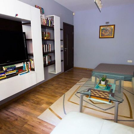 Modern Apartment In The Heart Of ווידין מראה חיצוני תמונה